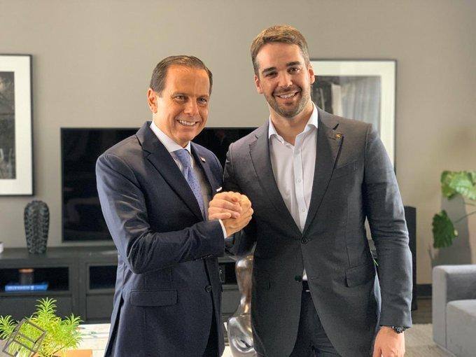 Governadores de São Paulo, João Dória, e do Rio Grande do Sul, Eduardo Leite