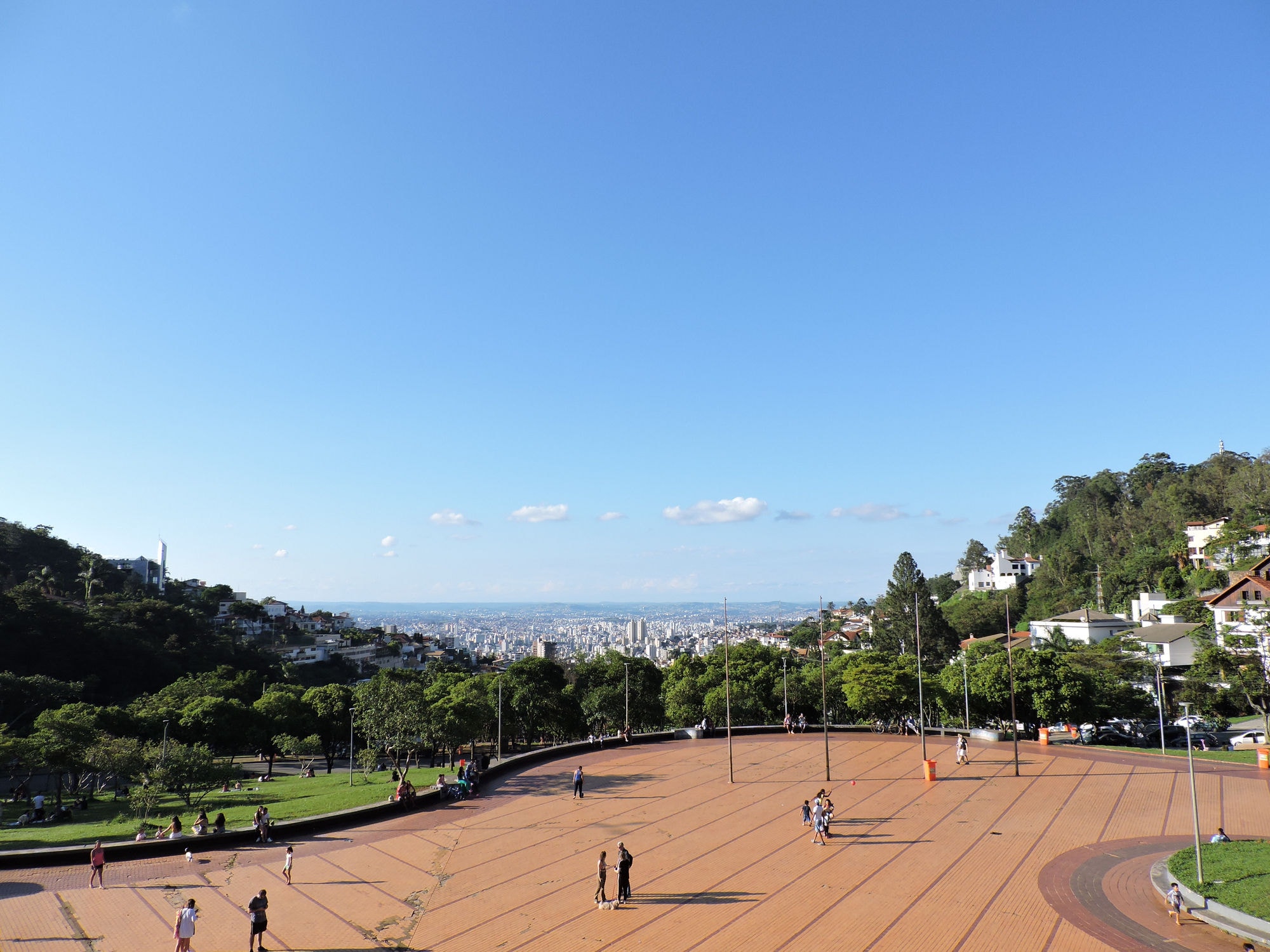 Praça do Papa é um dos principais cartões-postais da capital mineira