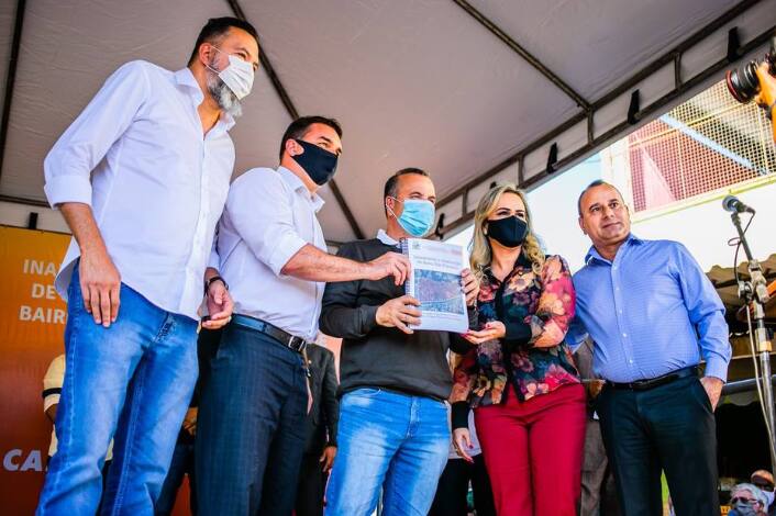 Waguinho (MDB) tem apoio do PT e de Bolsonaro nas eleições em Belford Roxo