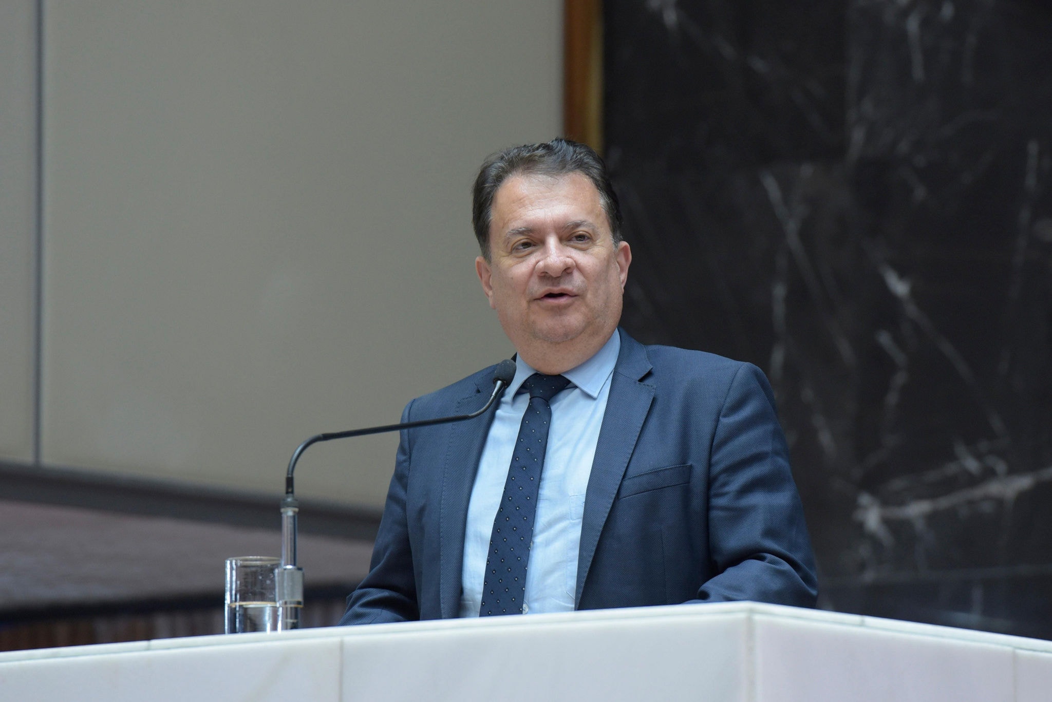 Leonídio Bouças (PSDB) acionou a justiça contra a prefeitura de Uberlândia