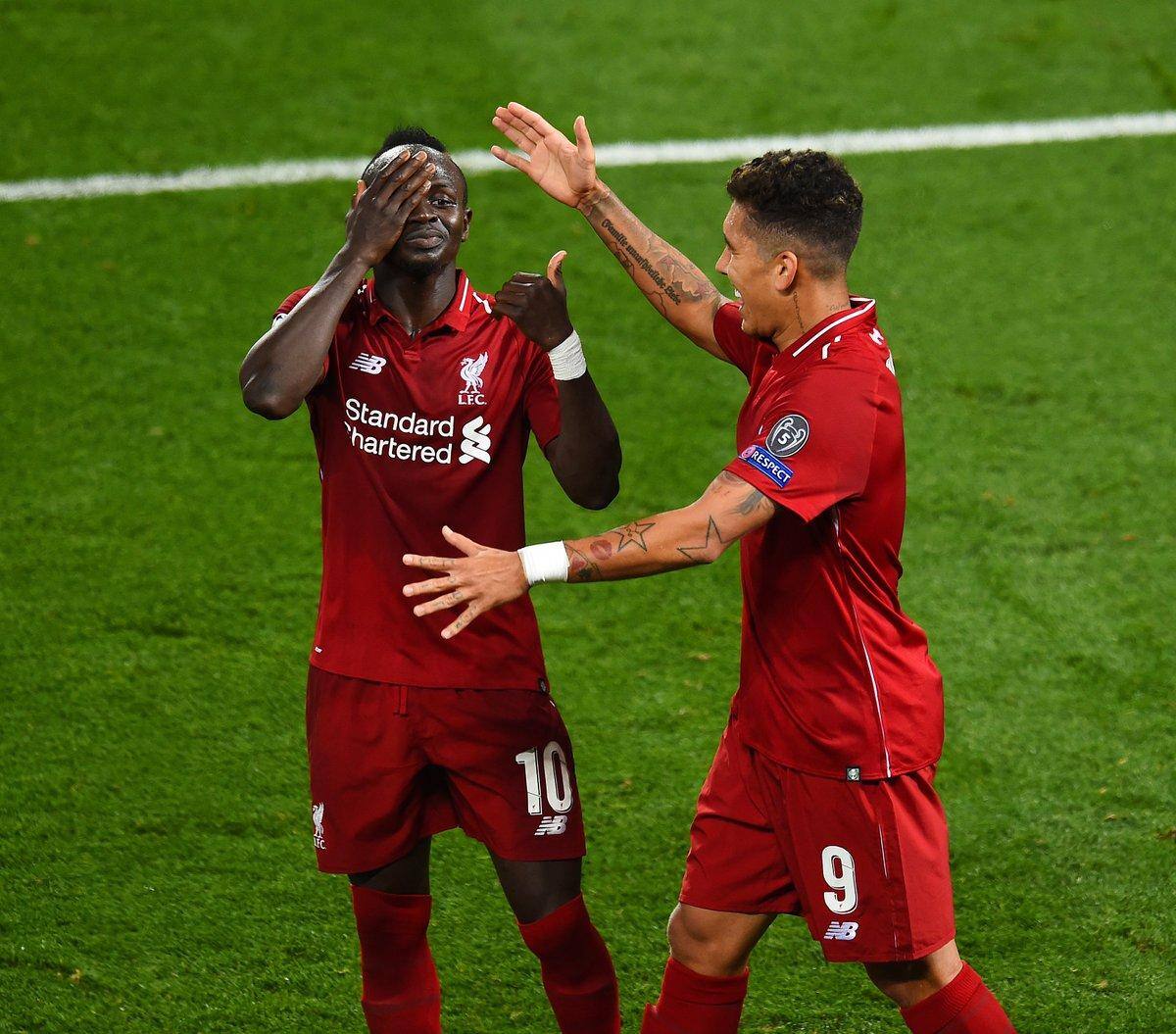 Firmino marca e Liverpool bate PSG na estreia da Liga dos Campeões
