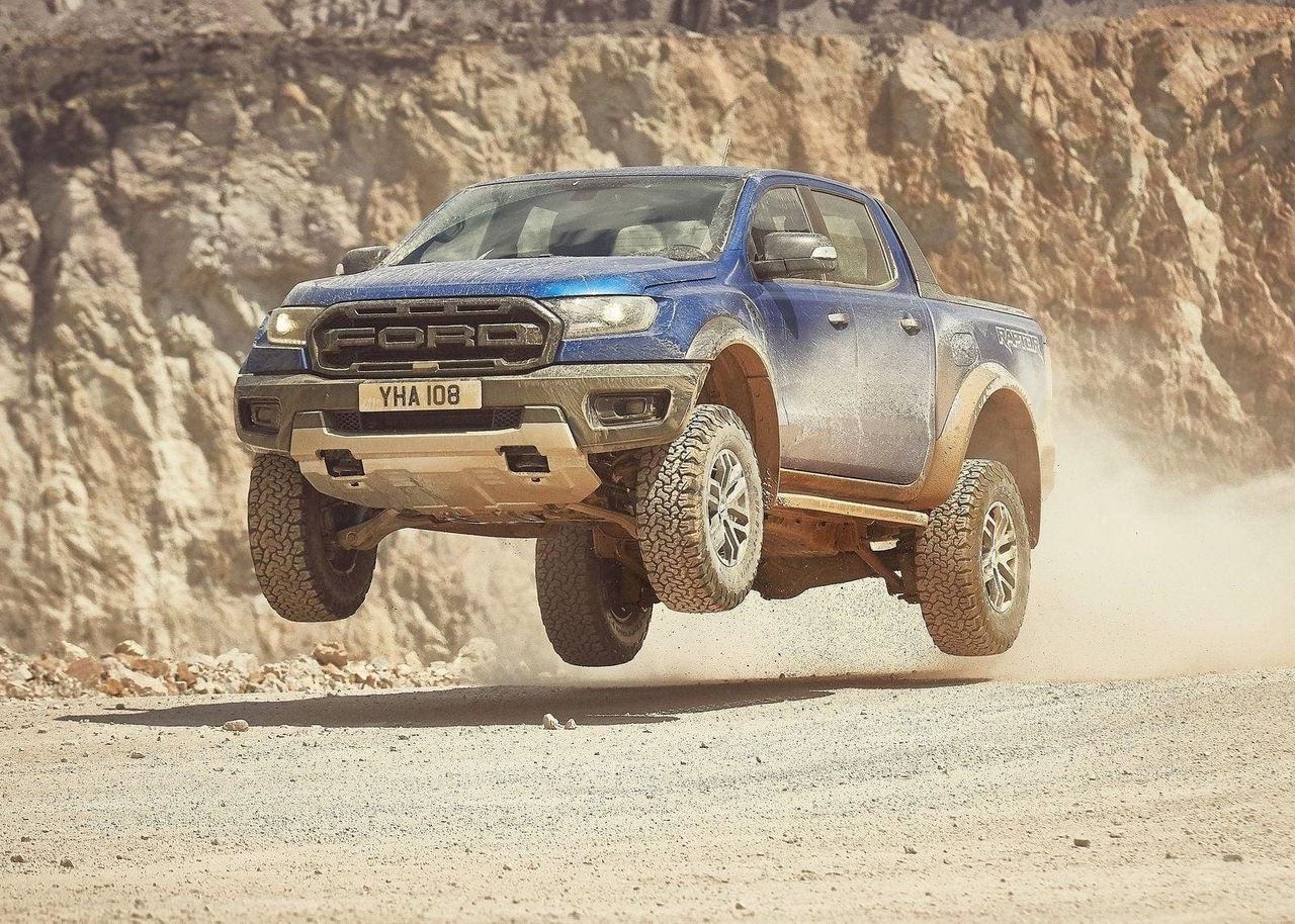 Ford-Ranger_Raptor-2019-1600-0ajpg