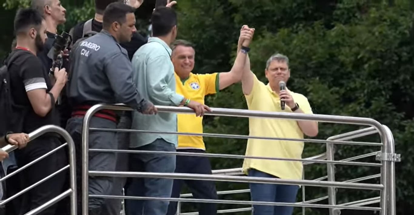 Jair Bolsonaro e Tarcísio de Freitas em ato na Paulista