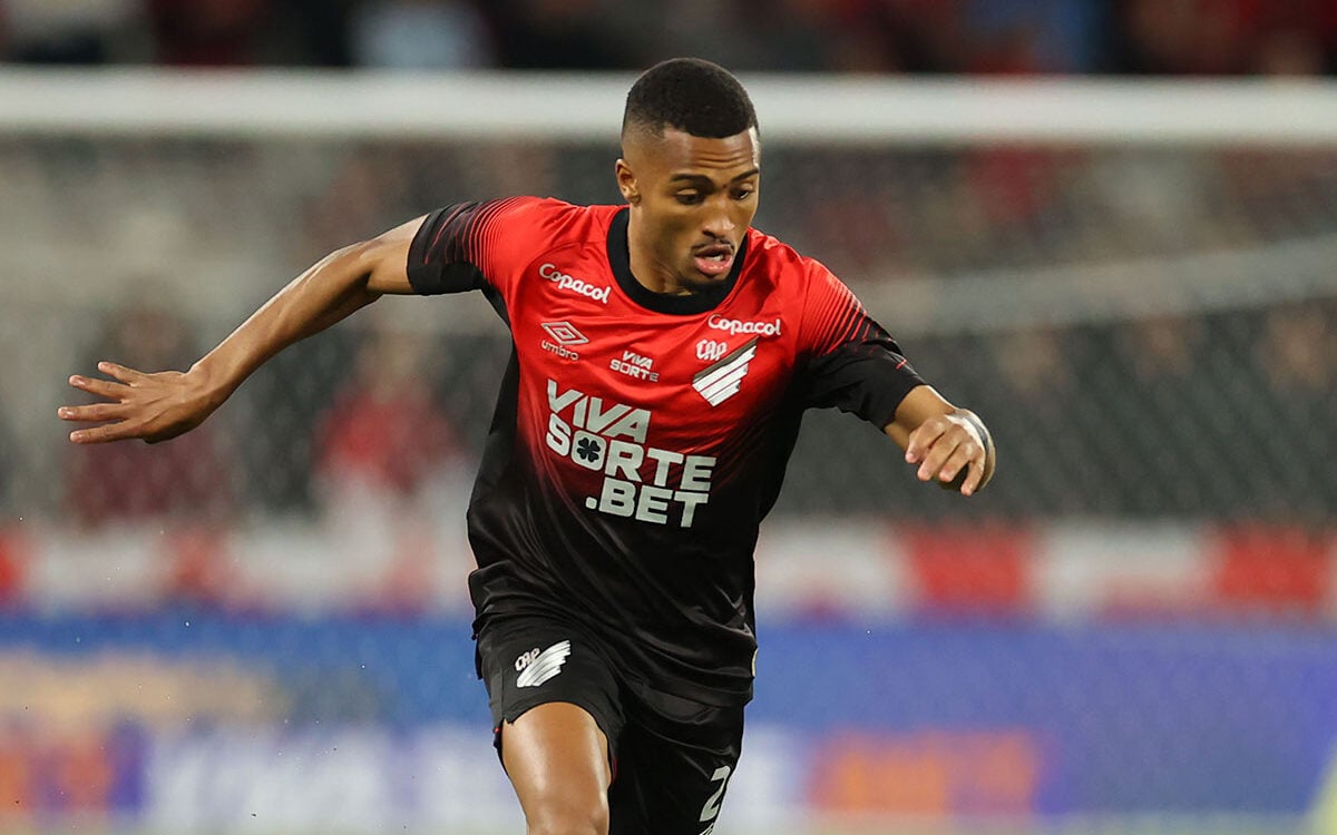 Leozinho só foi titular duas vezes na temporada pelo Furacão. Foto: Duda Matoso/Athletico