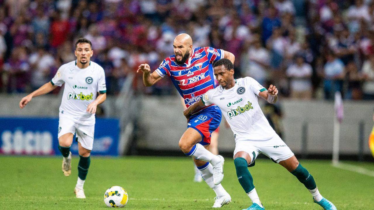Tudo igual entre Fortaleza e Goiás