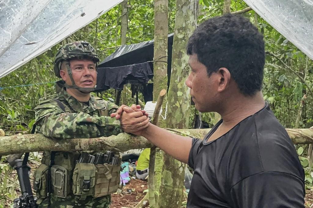 pai de crianças desaparecidas na colômbia