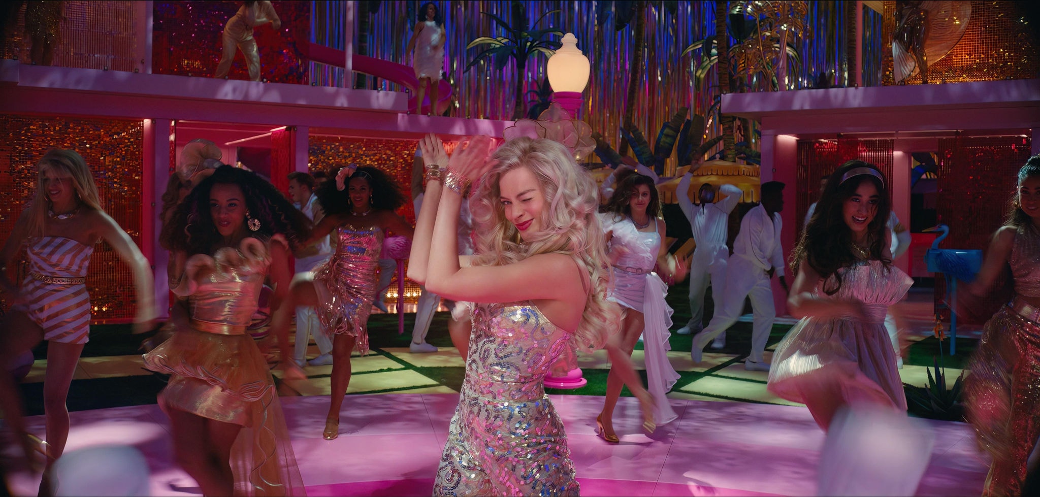 Premiados artistas de diversos gêneros musicais compõem o "Barbie The Album", previsto para estrear em 21 de julho