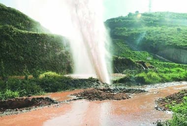 Moradores de Santo Antônio do Grama ainda sofrem com vazamento de Mineroduto 