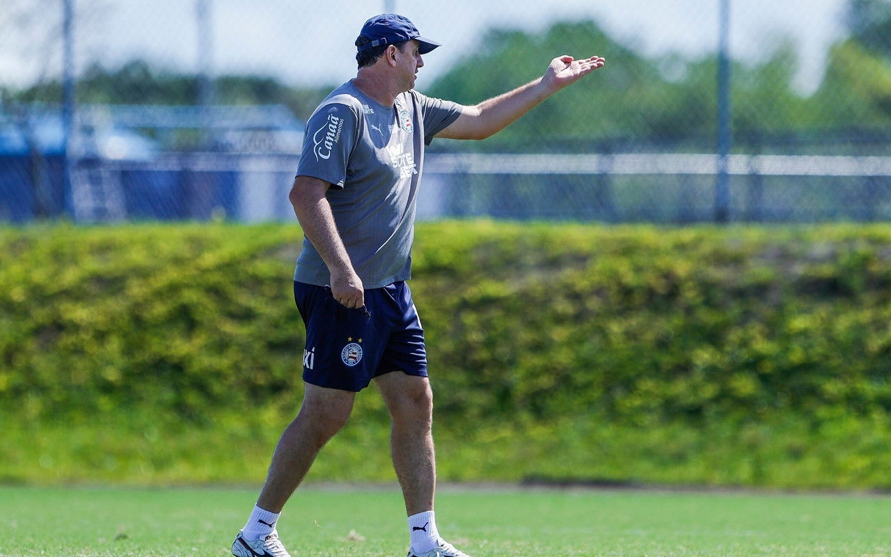 Rogério Ceni comanda treino do Bahia (Foto: Rafael Rodrigues / EC Bahia)