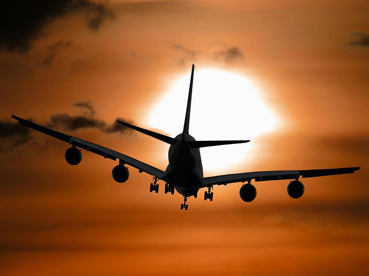 Avião pousou em uma ilha que pertence a Portugal