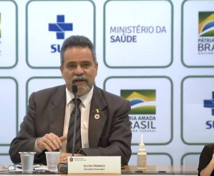 Elcio Franco falou sobre estratégias de vacinação contra Covid no Brasil