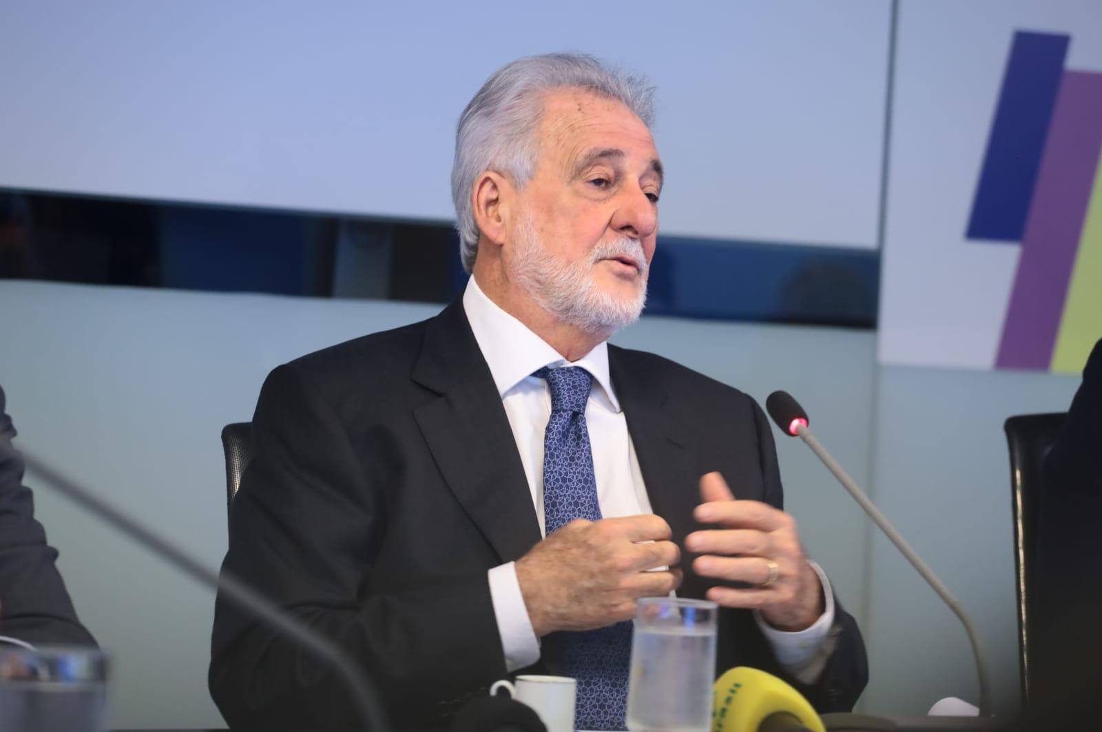 Erivelton Viana/divulgação Carlos Melles foi nomeado assessor da presidência da Gasmig, com vencimentos de R$ 45 mil mensais