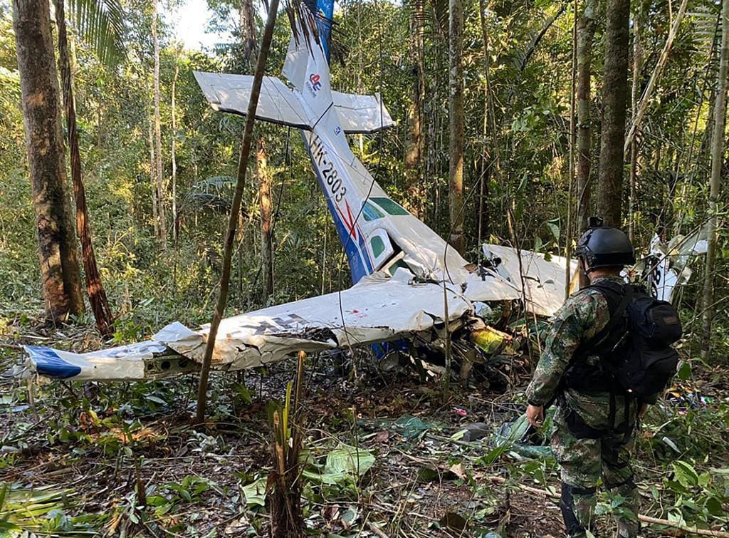 acidente de avião na colômbia