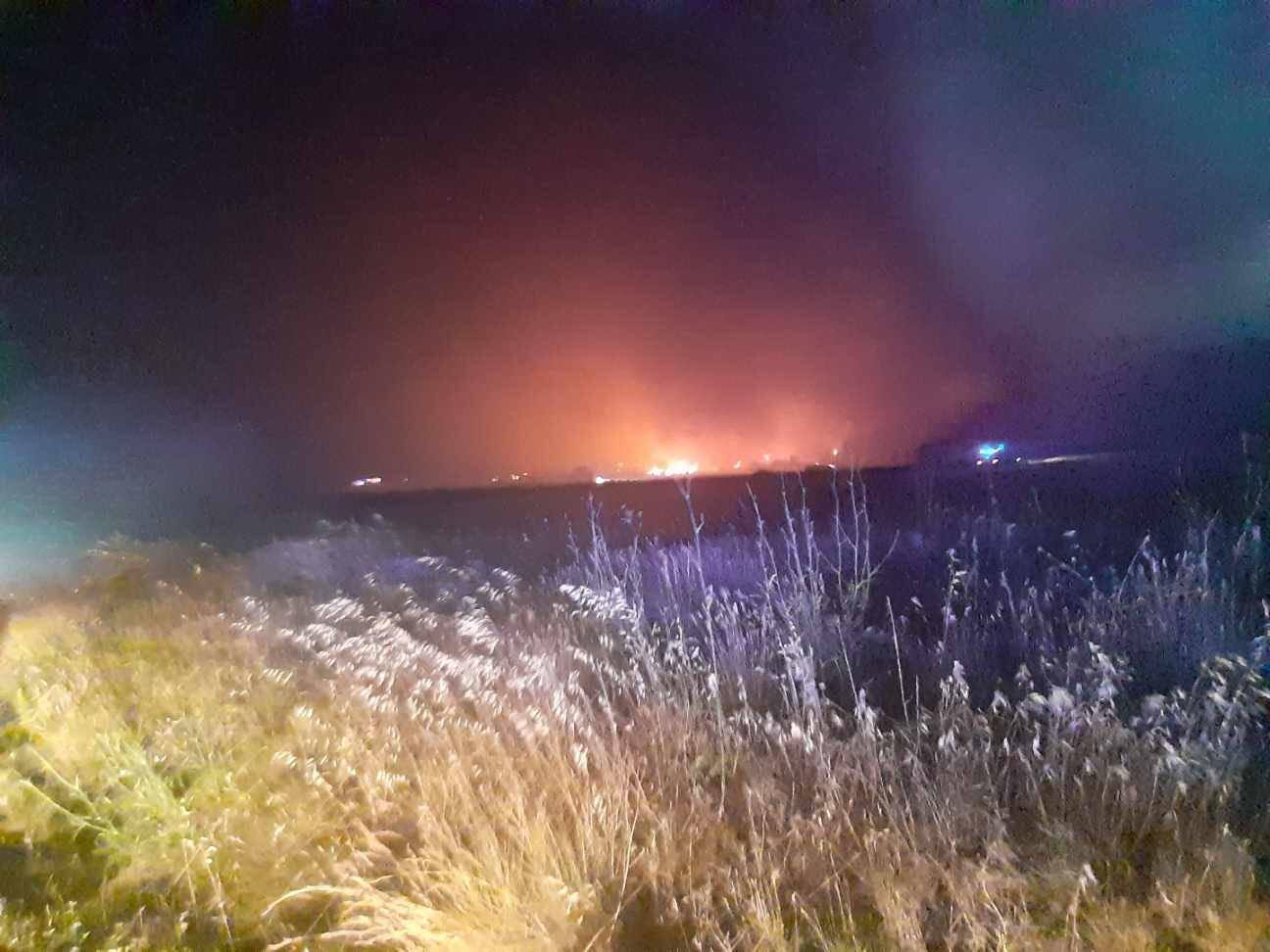 Imagens da Prefeitura de Aude, na França, mostram chamas que destruíram mais de 500 hectares na região