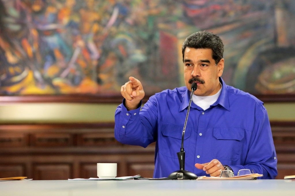 Maduro se posiciona contra conflito 