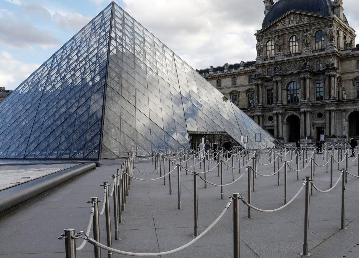 Museu do Louvre