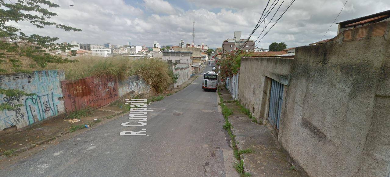 O homem que atirou contra a vítima foi preso em uma casa entre as ruas Curupaiti e Camilo de Brito, no bairro Padre Eustáquio