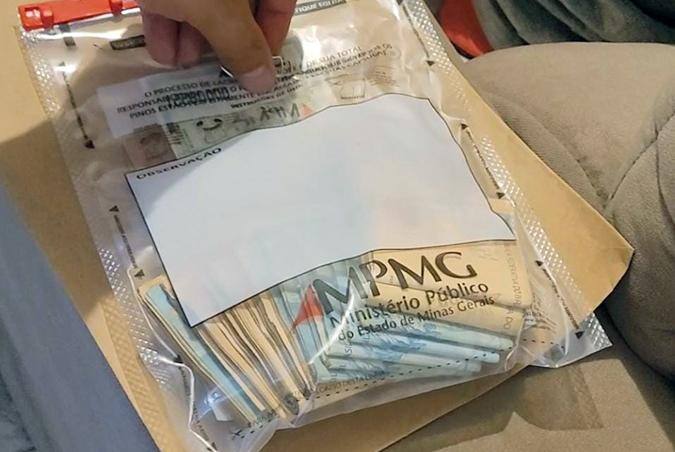Material apreendido na operação