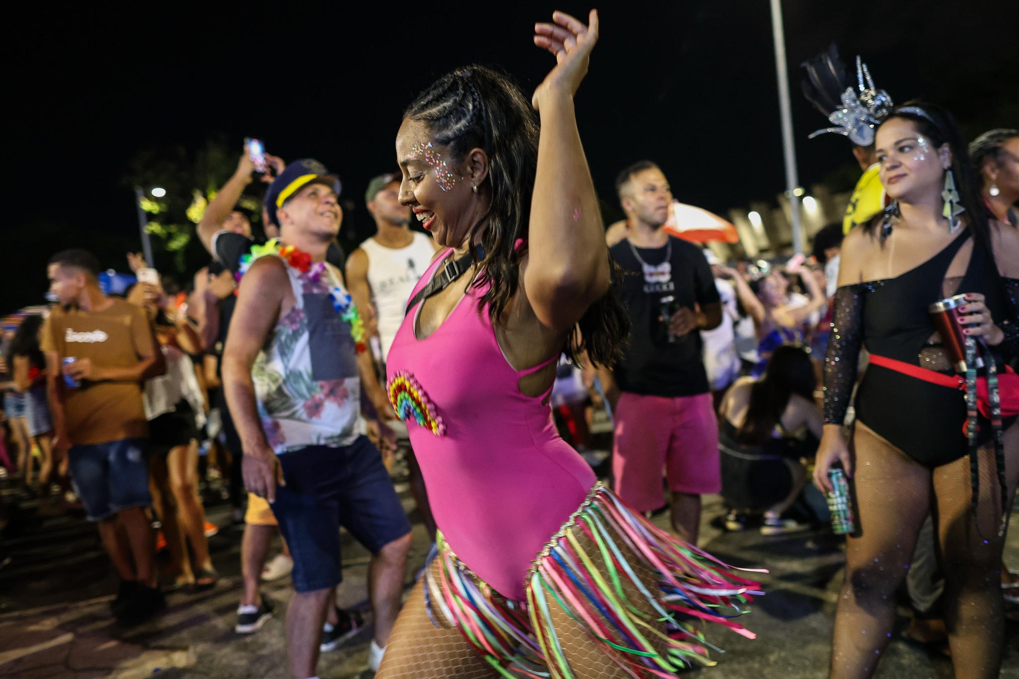 Bloco Arrastão do Hott agita foliões no Carnaval de BH  