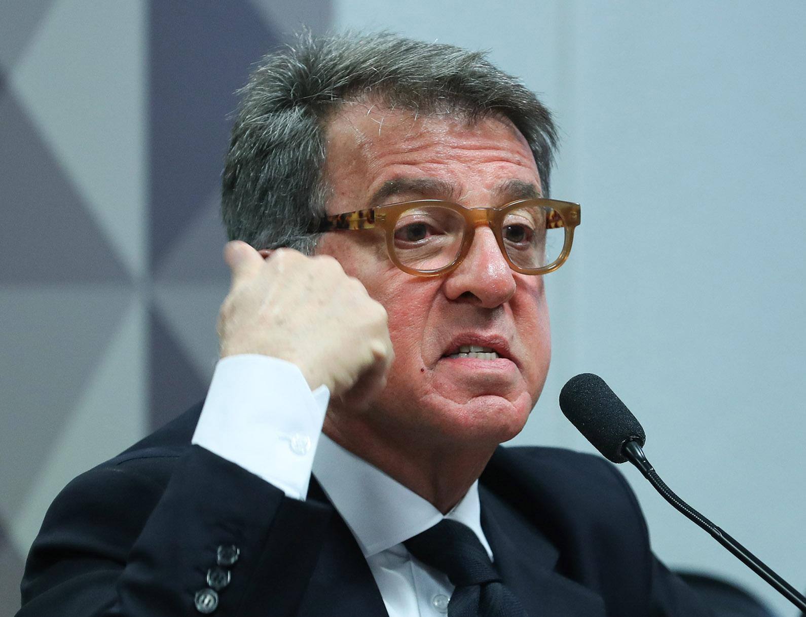 Empresário Paulo Marinho na CPMI das fake news