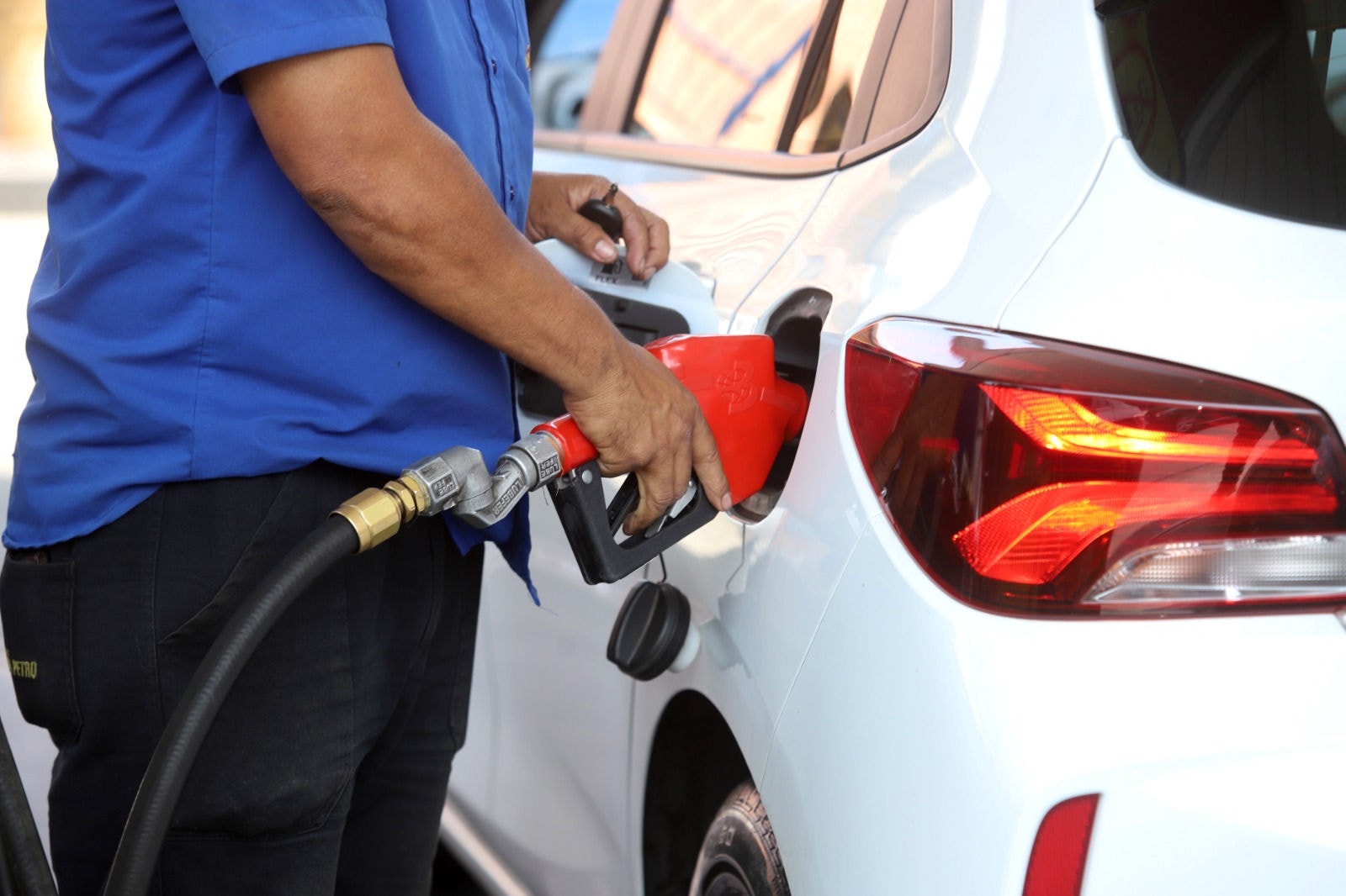 Etanol, diesel e gasolina ficaram mais baratos em BH e região ao longo de maio