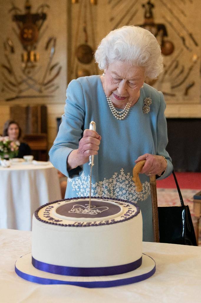 Rainha Elizabeth II completa 96 anos