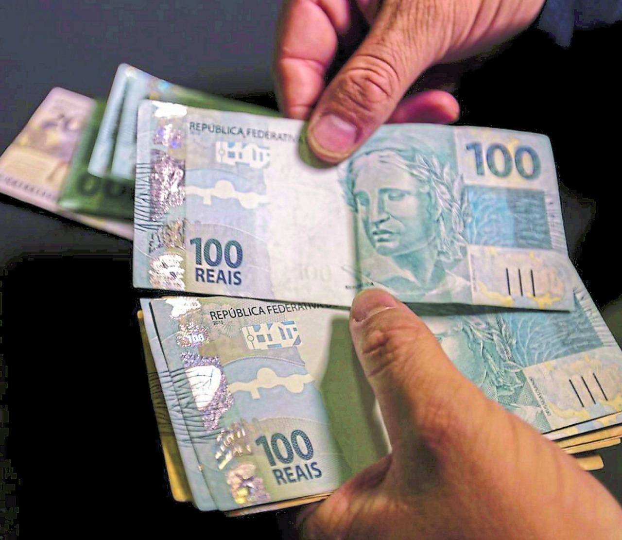Taxa Selic interfere nos valores cobrados em empréstimos