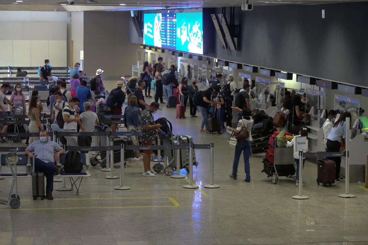 Movimento de passageiros no Aeroporto de Confins na pandemia - Feriado Dia da Independência - 7 de Setembro