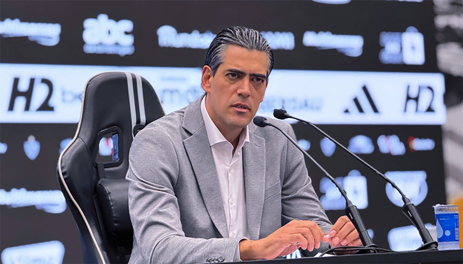 Bracks garante reforços no Galo e explica casos de Vera e Rubens
