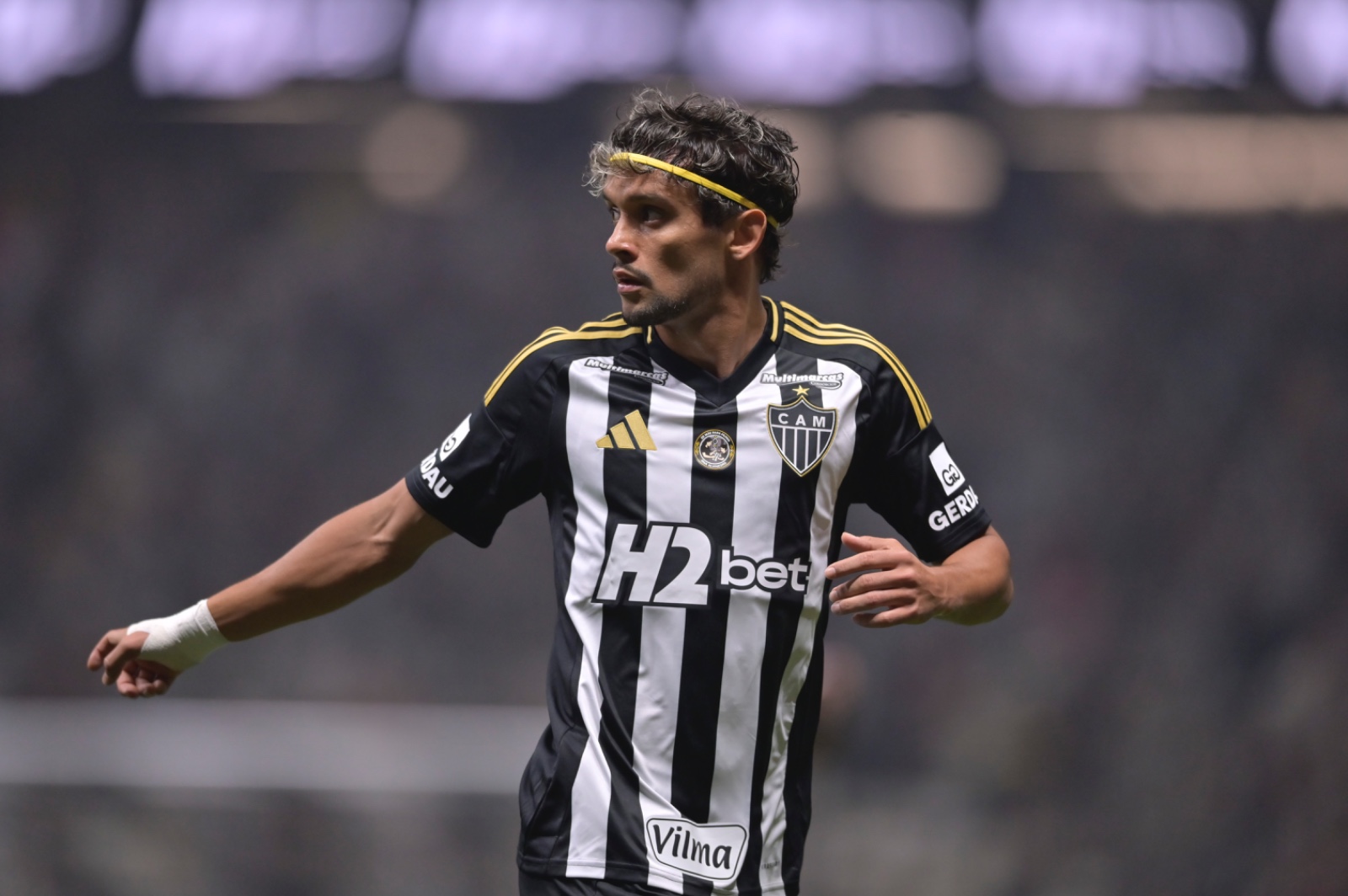 Scarpa atingirá marca expressiva pelo Atlético em reencontro com o Palmeiras
