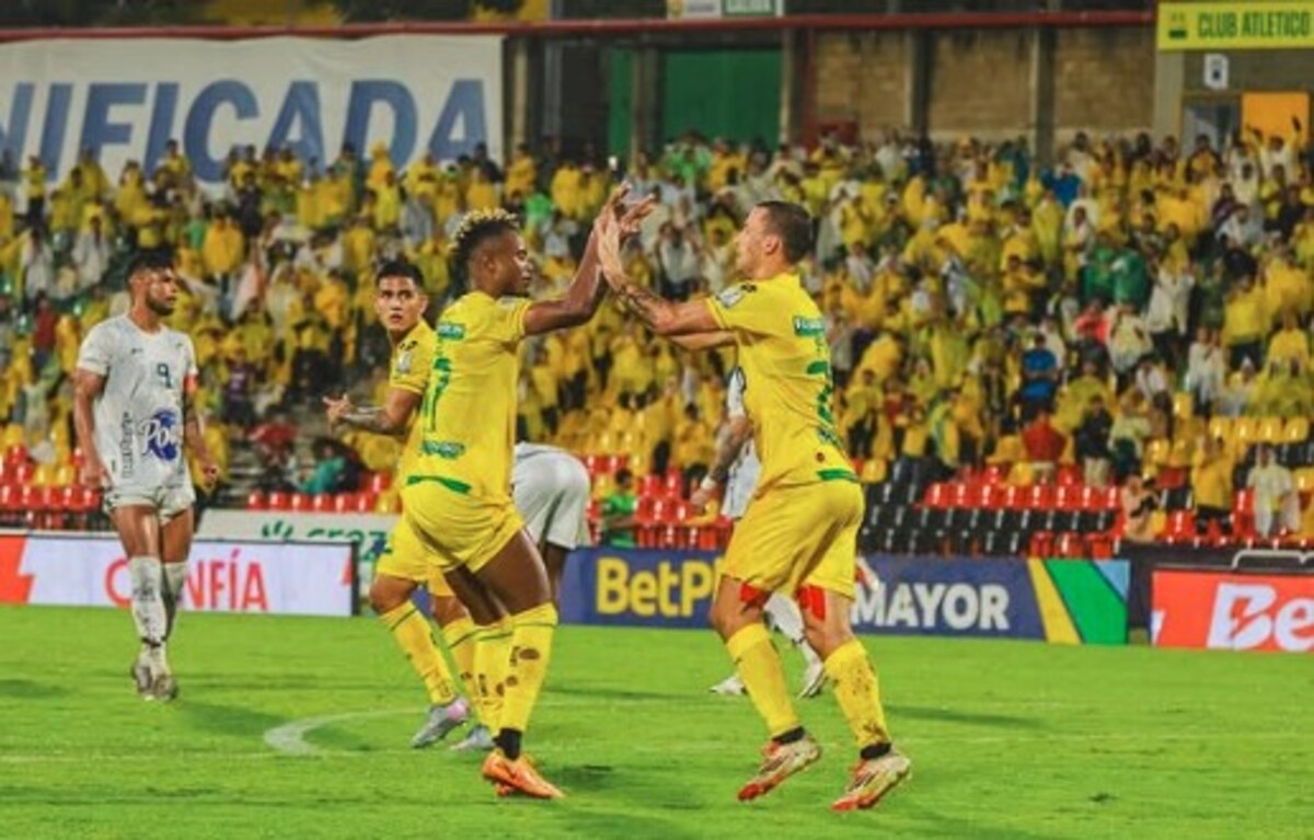 Bucaramanga empata no retorno ao calendário e foca no duelo contra o Atlético pela Sul-Americana
