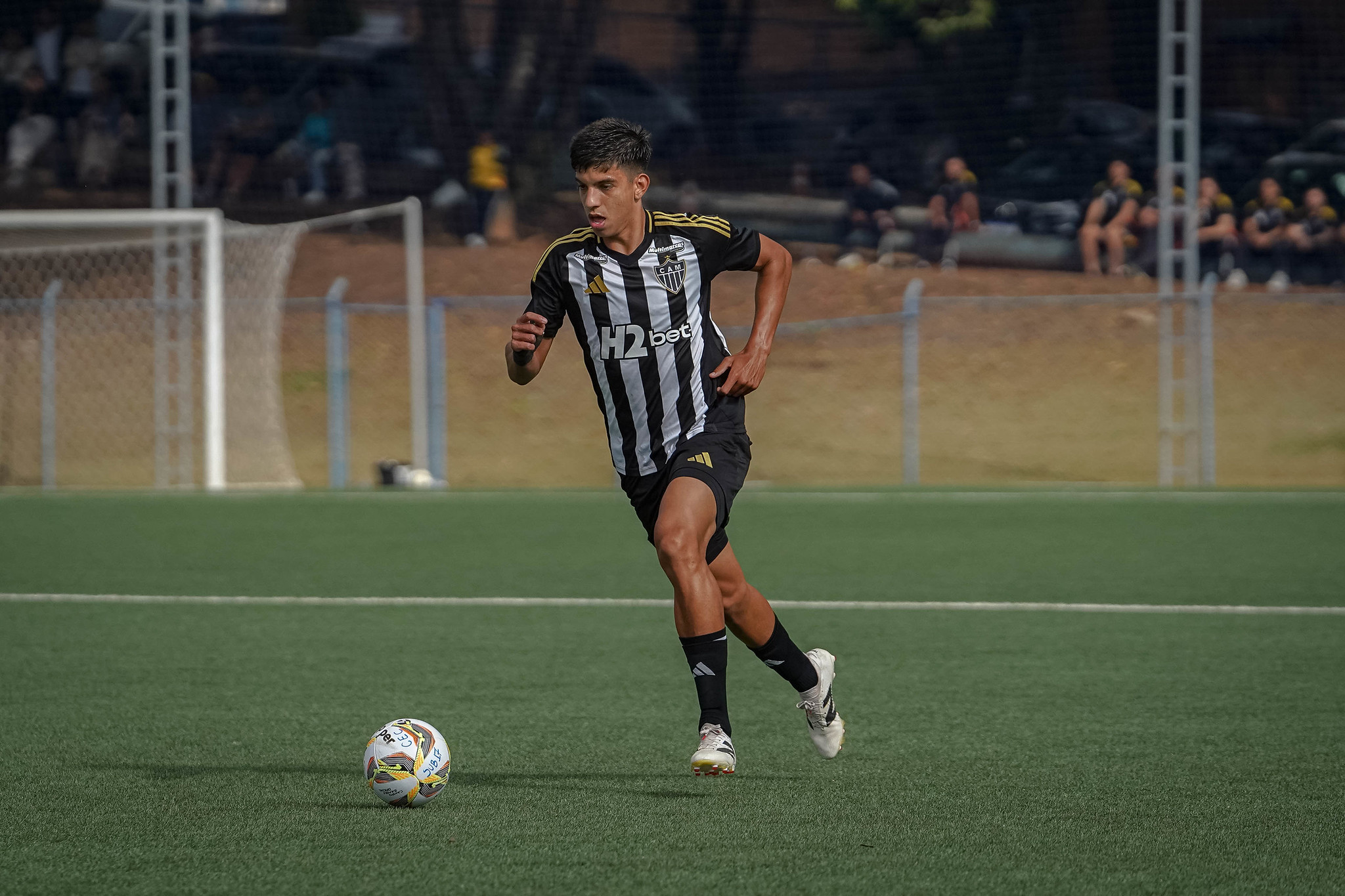 Atlético e Boston City buscam recomeço no Mineiro Sub-20 em duelo decisivo