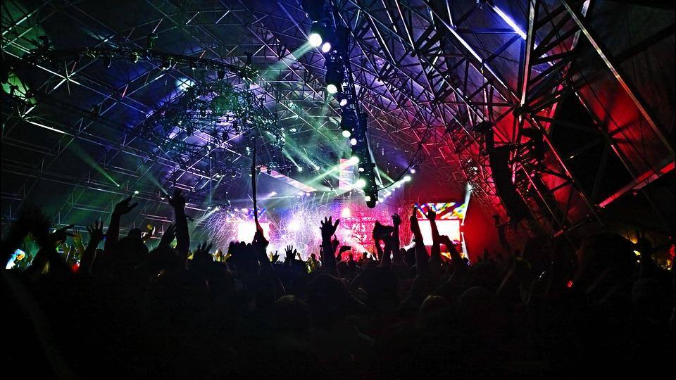Homem foi preso durante patrulhamento policial em rave