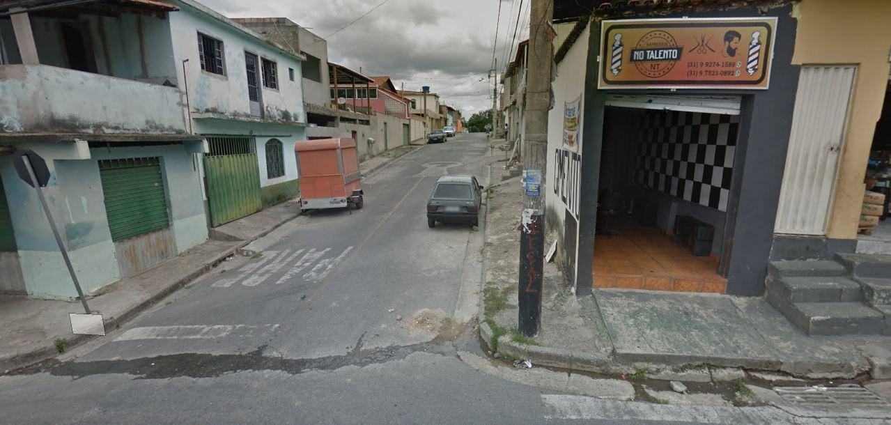 O casal caminhava em uma rua do bairro Jardim das Alterosas quando o crime aconteceu