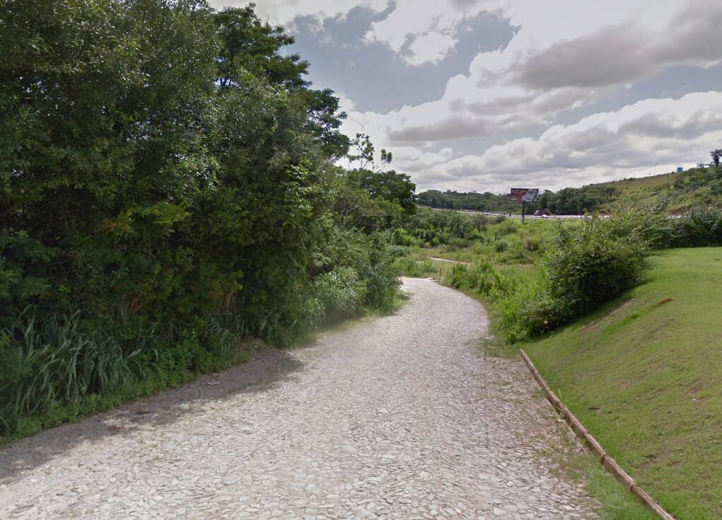 Corpo foi encontrado em estrada de terra que dá acesso à rodovia BR–262, em Betim