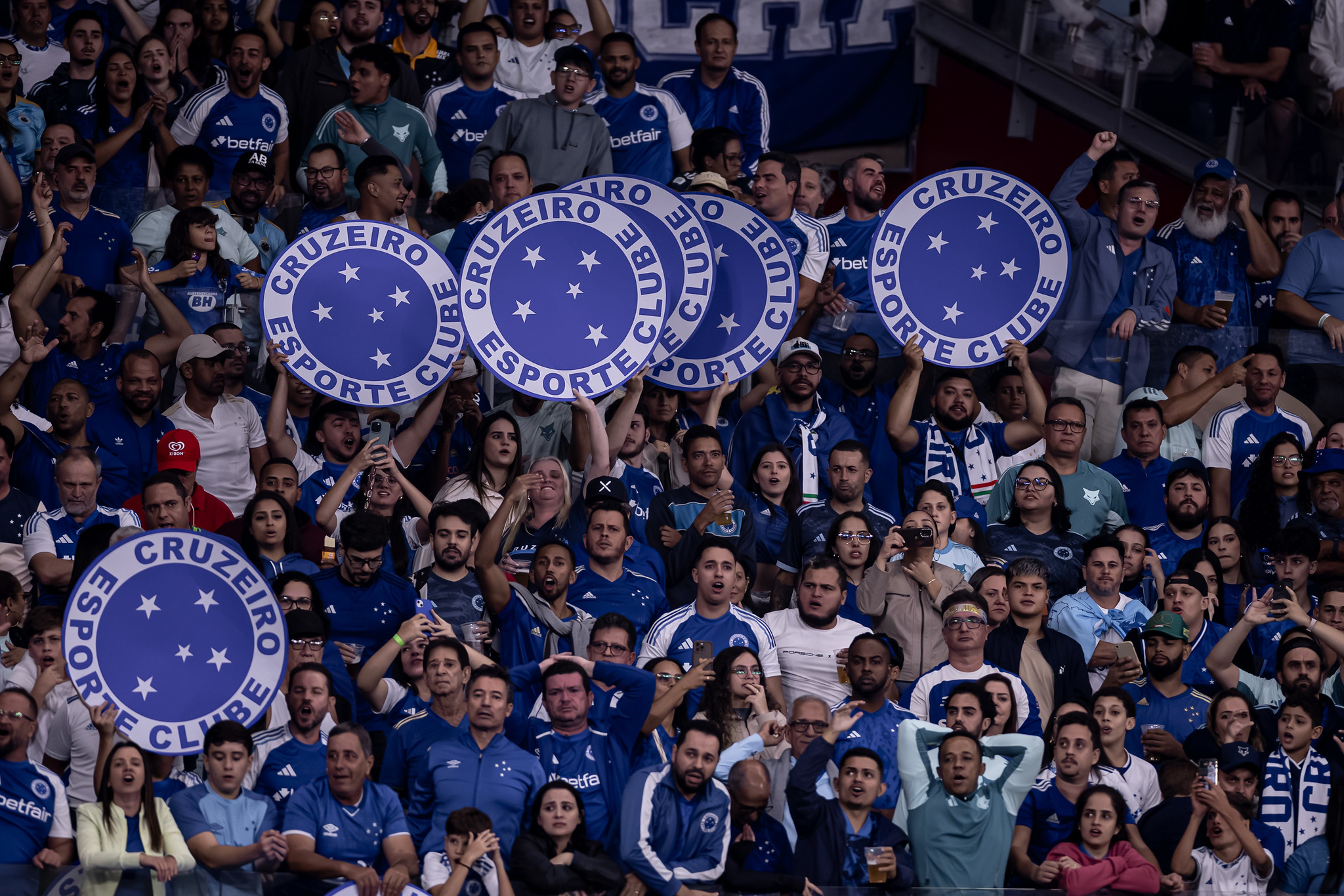Cruzeiro x Grêmio: torcedores já podem comprar ingressos para jogo pelo Campeonato Brasileiro