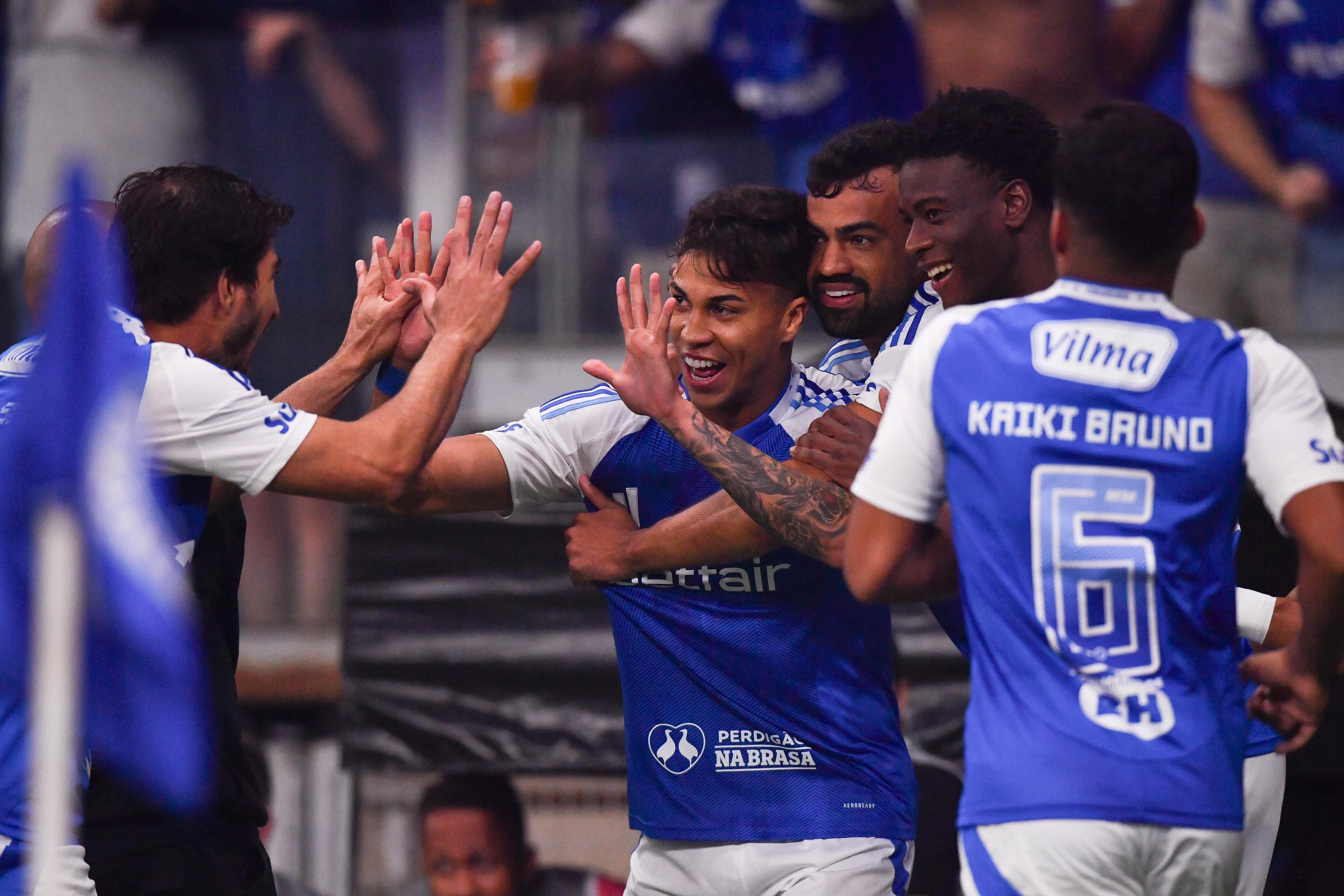 Fluminense x Cruzeiro: onde assistir, escalações e arbitragem