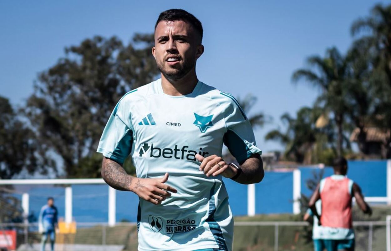 Cruzeiro se reapresenta com elenco completo e novidade sobre Matheus Henrique