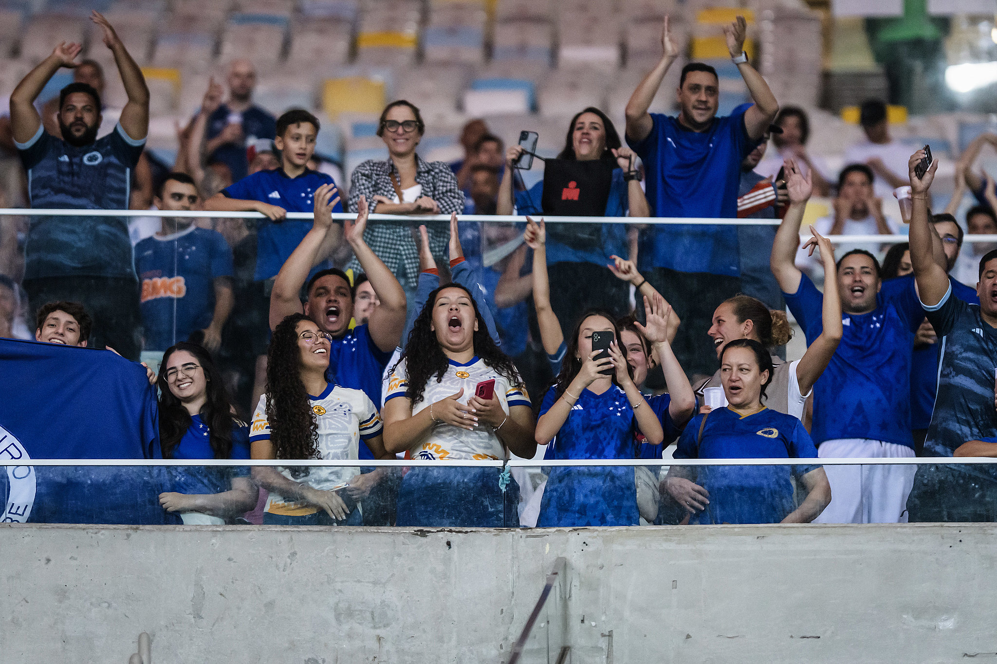 No Maracanã, torcida do Cruzeiro paga menos da metade do preço de setor visitante do Mineirão