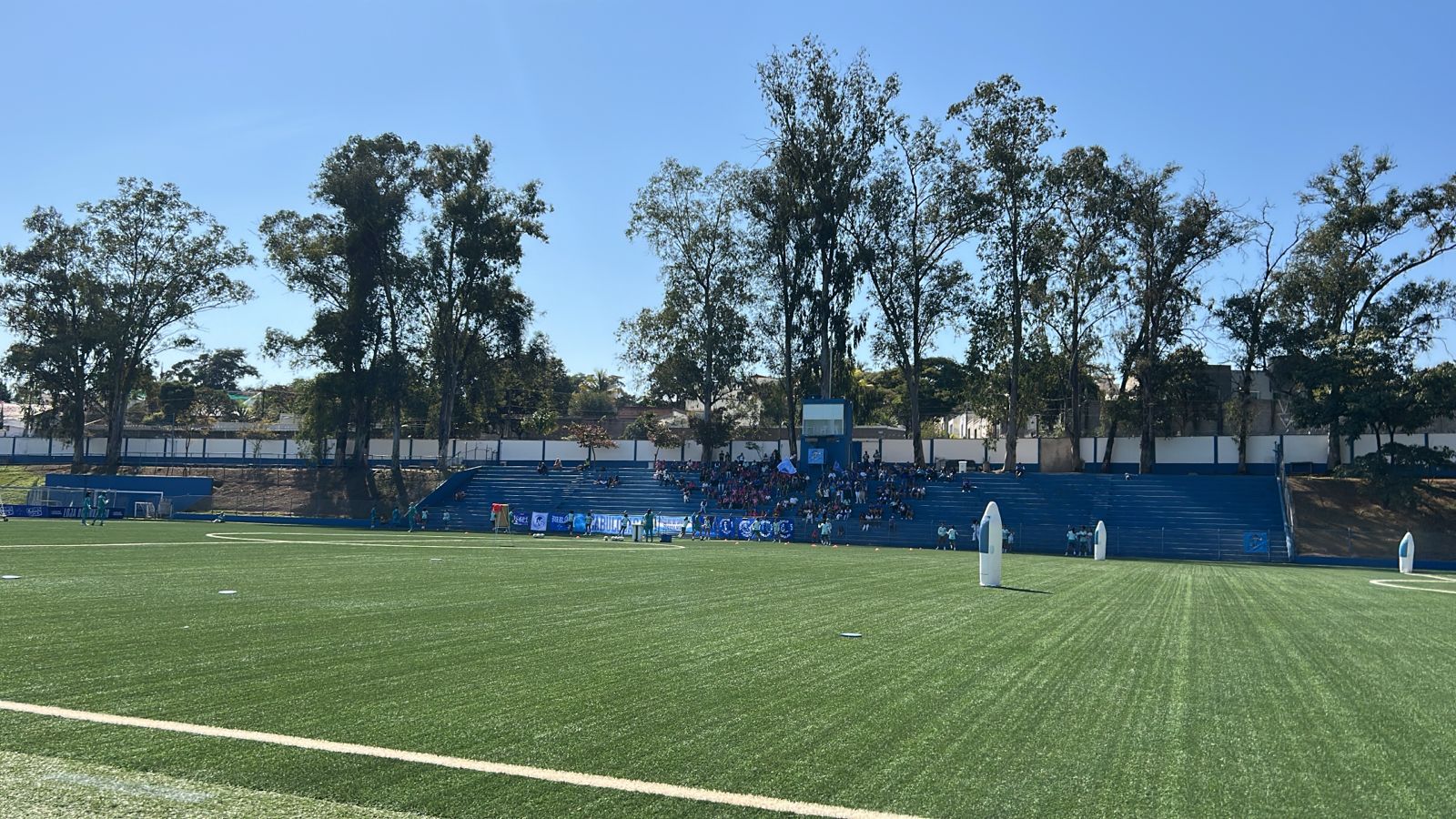 Mais de 100 torcedores acompanham treino aberto das Cabulosas 