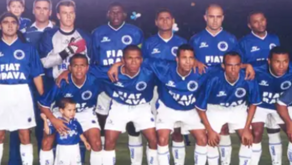 Campeões da Copa do Brasil 2000, Cris e Ricardinho revelam detalhes da final com o São Paulo