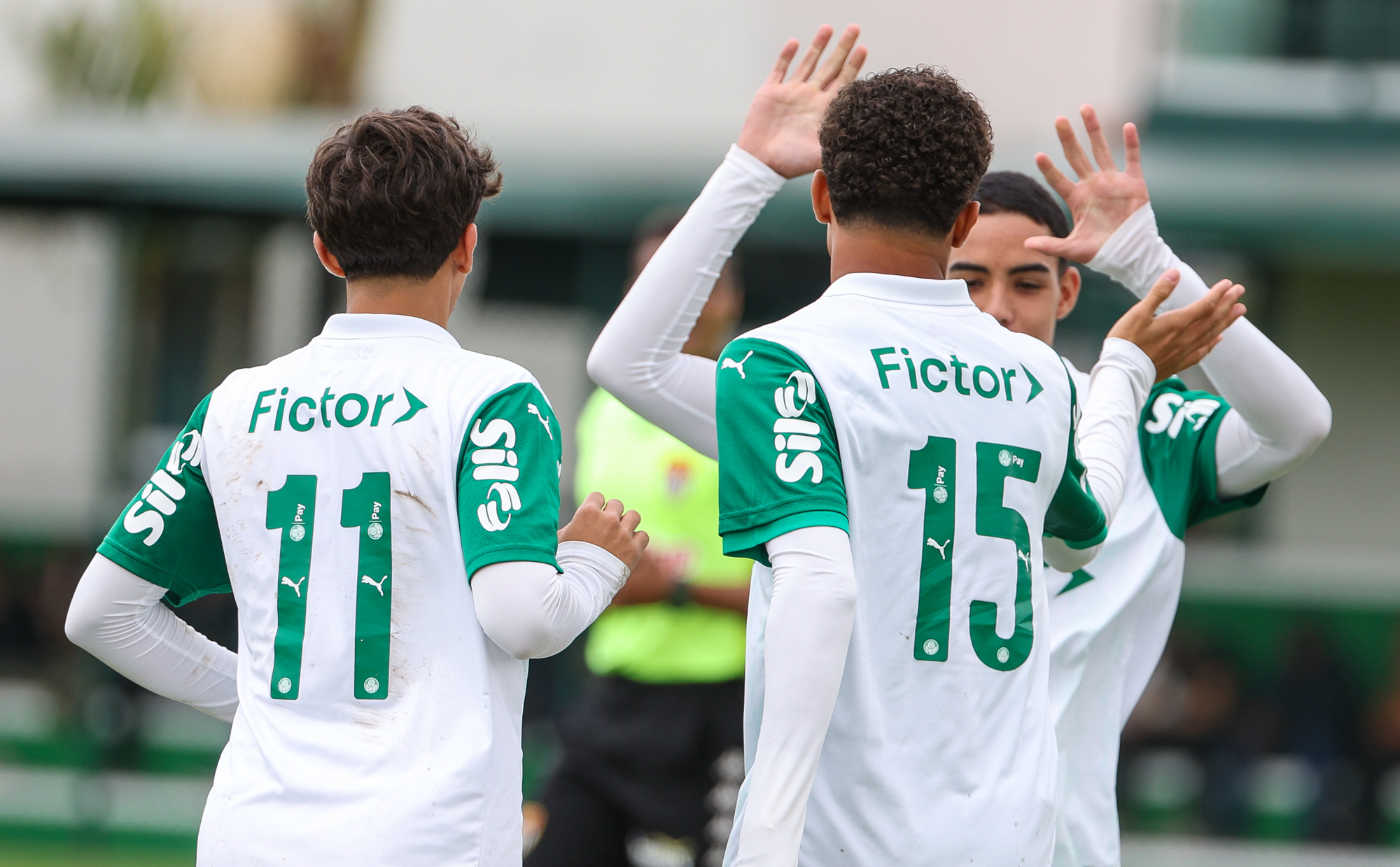 Em jogo emocionante, com cinco gols, Palmeiras vence Cruzeiro no Campeonato Brasileiro Sub-17