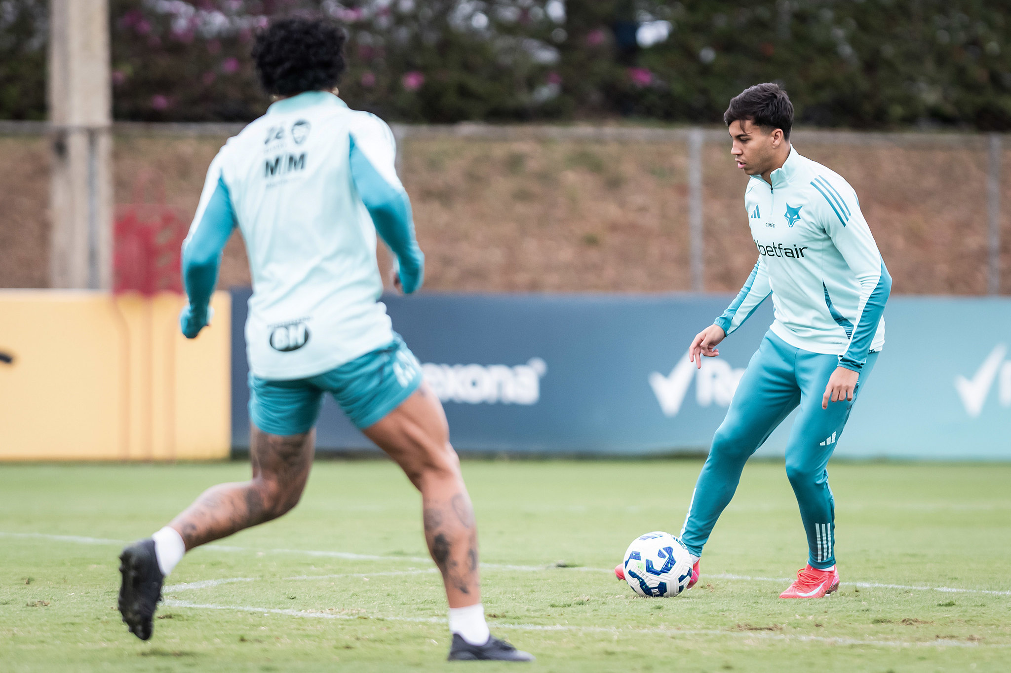 Jardim revela motivo para Kaio, Pereira e Gabigol não jogarem juntos no Cruzeiro