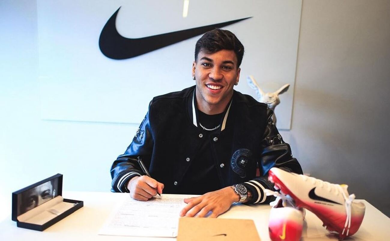Kaio Jorge, do Cruzeiro, assina contrato com a Nike e revela: 'Sonho de criança'