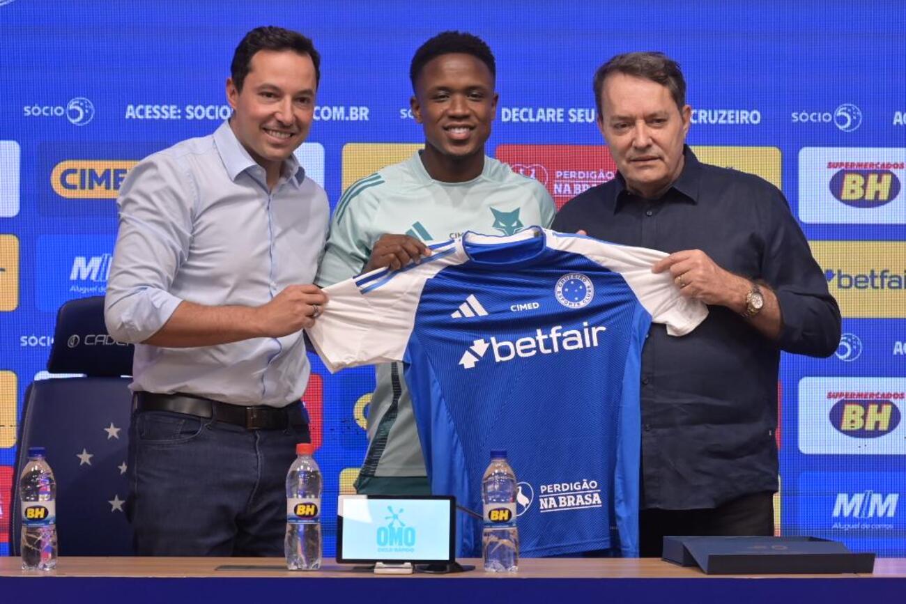 Cruzeiro prepara 'pacotão' de contratações antes do fim da janela de transferências
