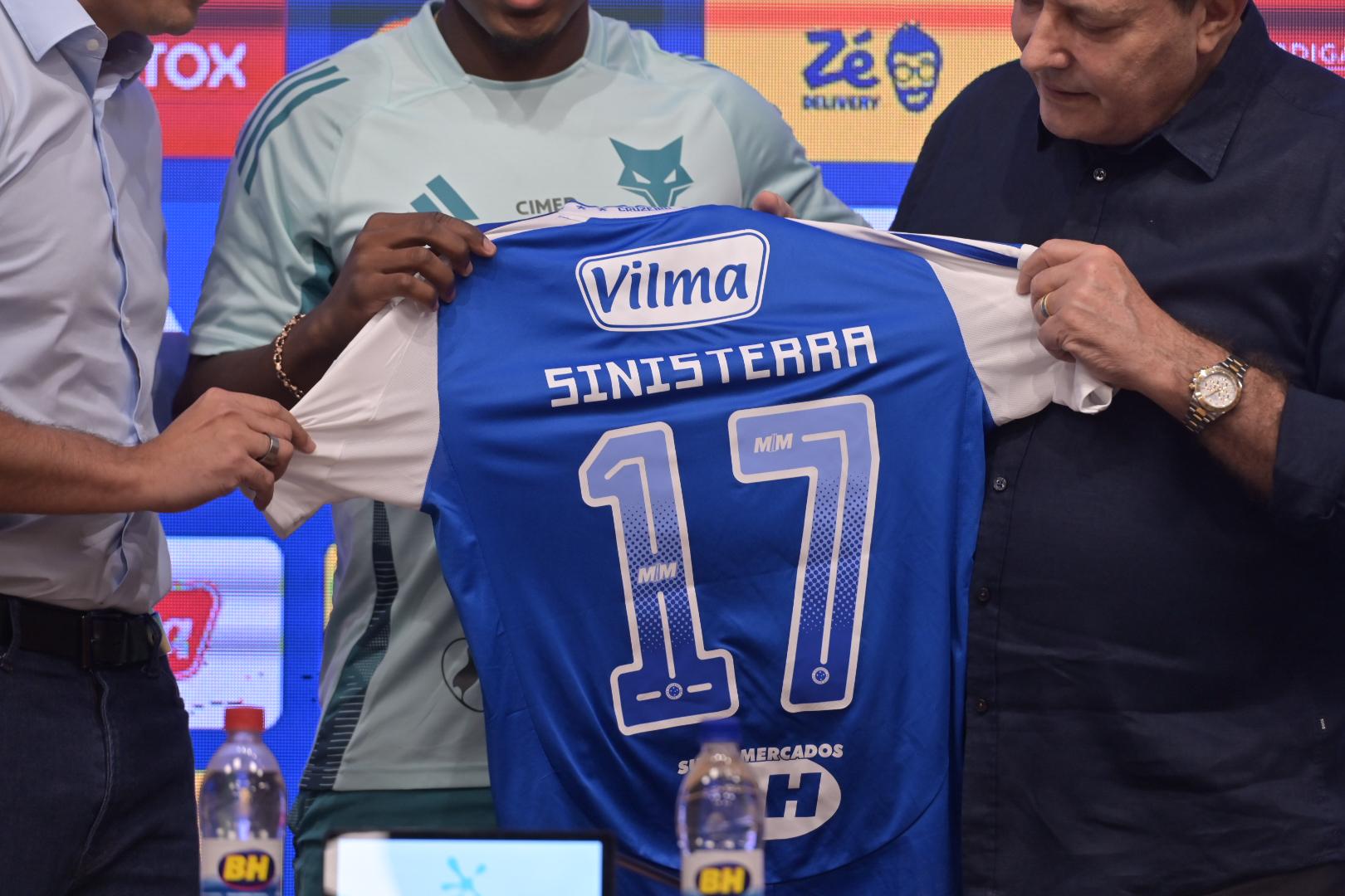 Jardim fala sobre condições de Sinisterra e quando será sua estreia pelo Cruzeiro