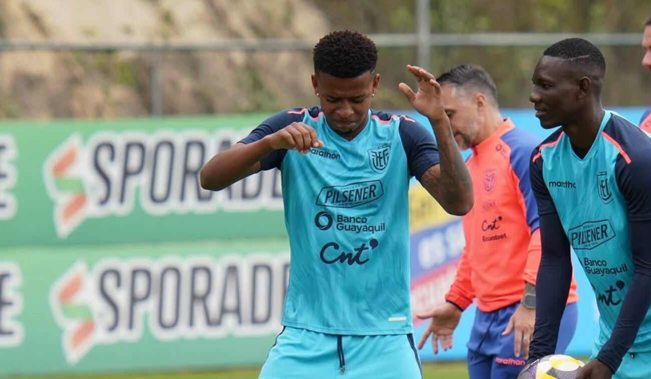 Cruzeiro acerta a contratação de Keny Arroyo, aguardado em Belo Horizonte