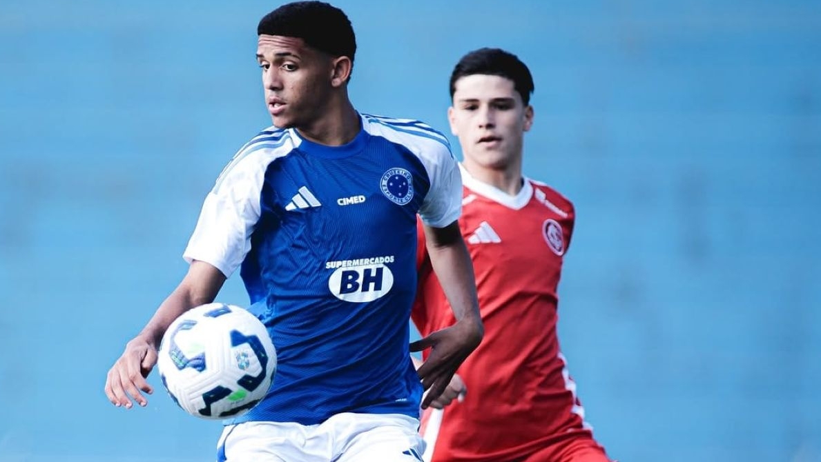 Cruzeiro tem apagão no segundo tempo e perde para o Internacional no Campeonato Brasileiro Sub-17