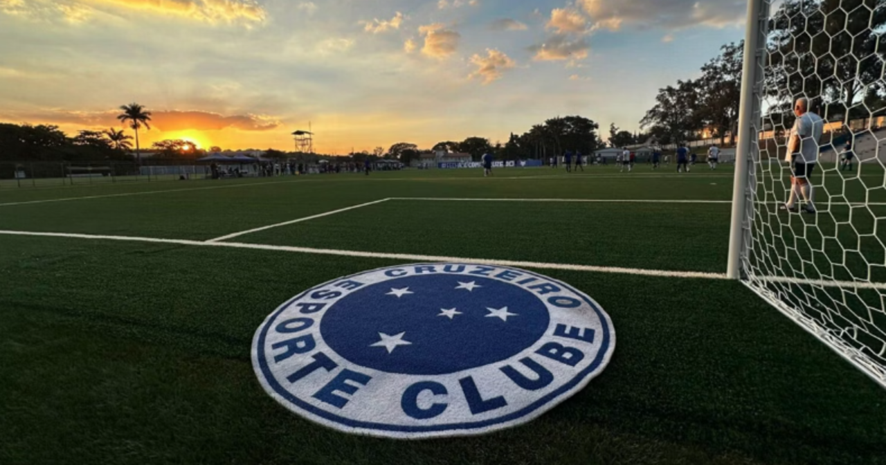 Cruzeiro empata com Araguari no Mineiro sub-14, mas segue líder do Grupo A