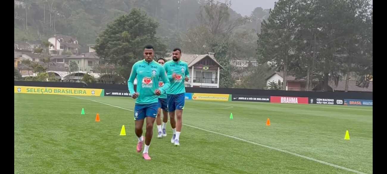 Fabrício Bruno, do Cruzeiro, vive expectativa de ser titular da seleção contra a Bolívia